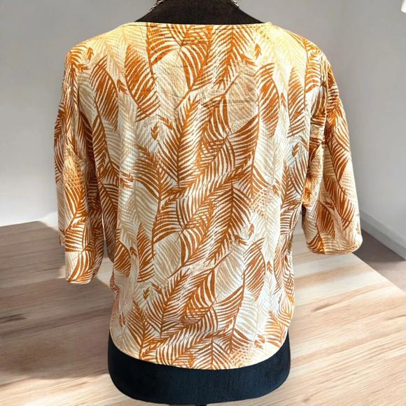 LUQ Rhee Tie Front Top Size Small v neck wrinkle gauze doleman sleeve tan trop - Picture 3 of 6